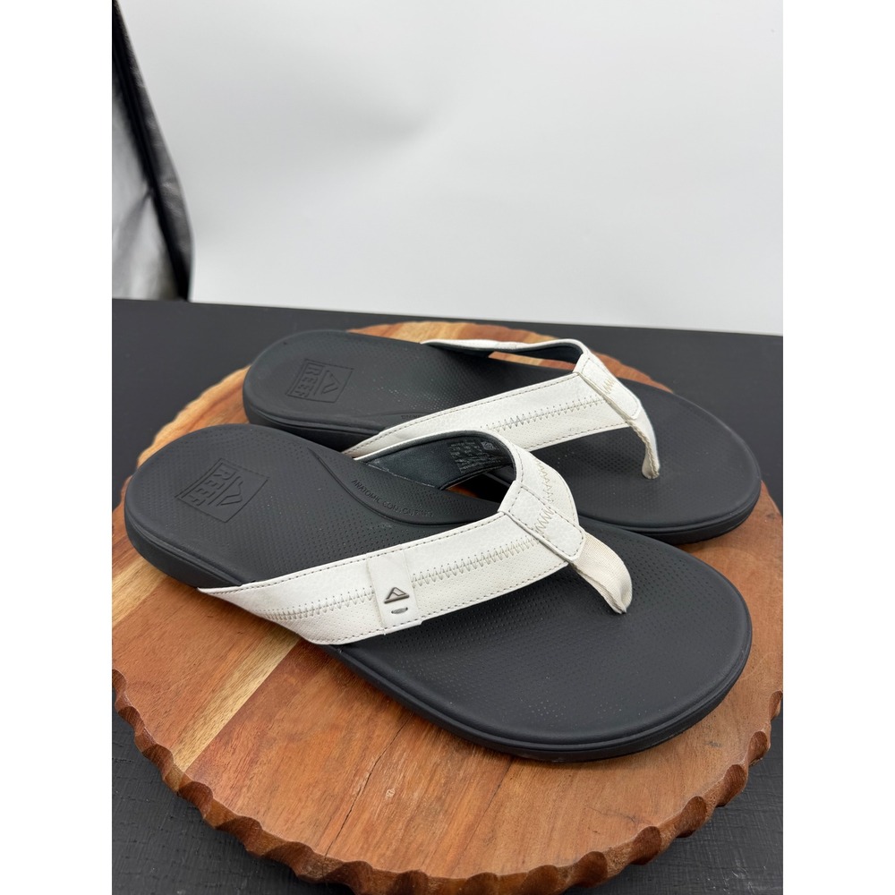 Reef Cushion Phantom 2.0 Flip Flops Mens 9 White Black Thong Sandals Comfort